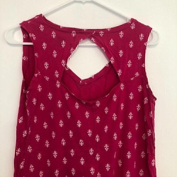 OLD NAVY Bump Skimming Tank Pink White Floral V-Neck Sleeveless MATERNITY Medium - Picture 8 of 9